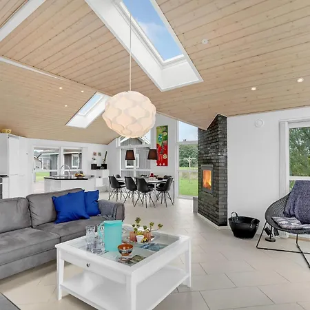 Four-bedroom In Haderslev * Haderslev