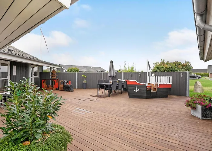 Hébergement de vacances Four-bedroom In Haderslev