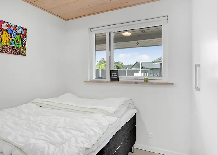 Hébergement de vacances Four-bedroom In